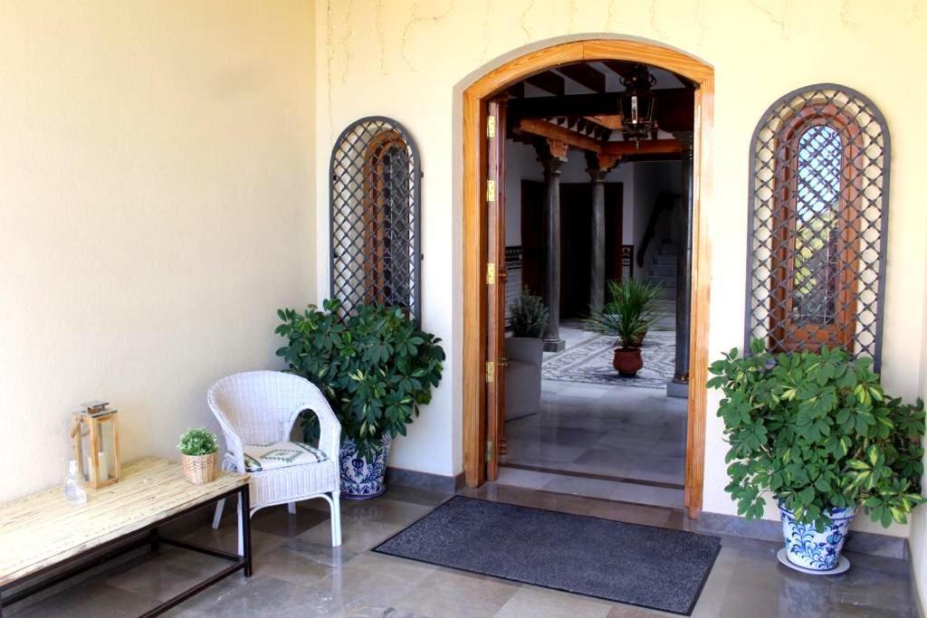 Hotel La Zubia , Granada Экстерьер фото
