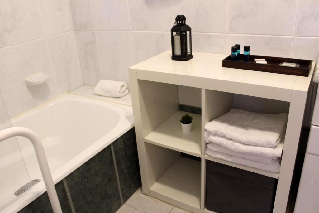 Hotel La Zubia , Granada Экстерьер фото