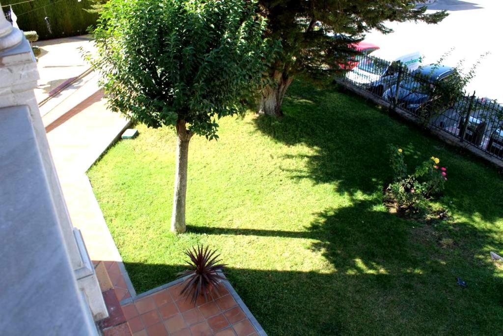 Hotel La Zubia , Granada Экстерьер фото