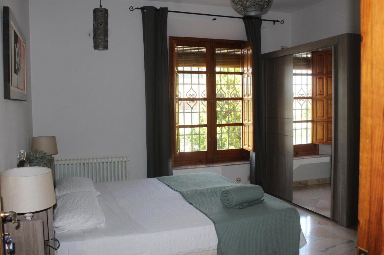 Hotel La Zubia , Granada Экстерьер фото